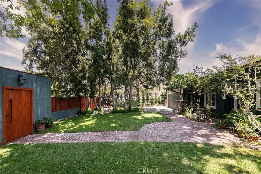 5108 Strohm, North Hollywood, CA 91601 - #3