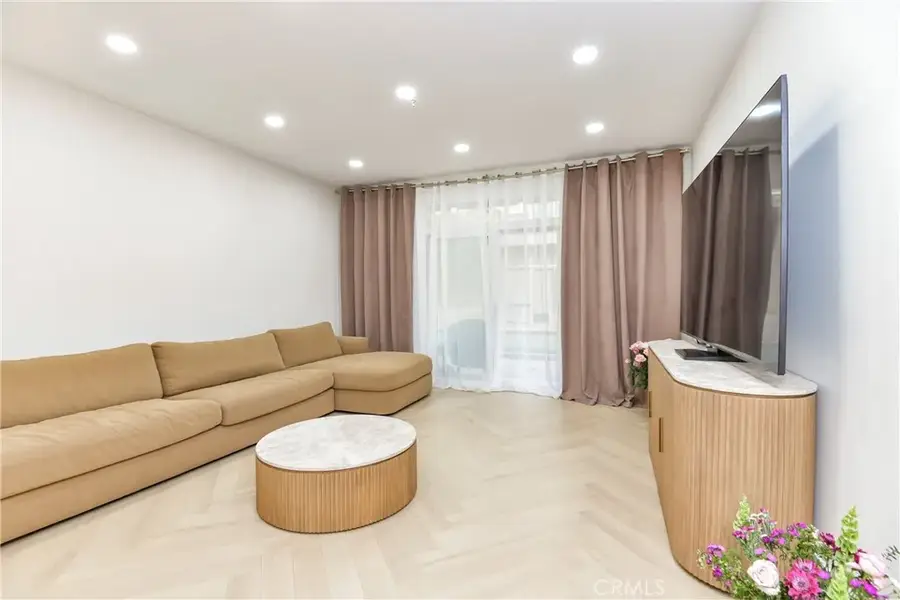 250 N First St #321, Burbank, CA 91502 - #2