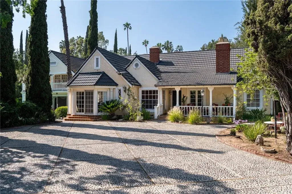 1535 Royal Boulevard, Glendale, CA 91207 - #1