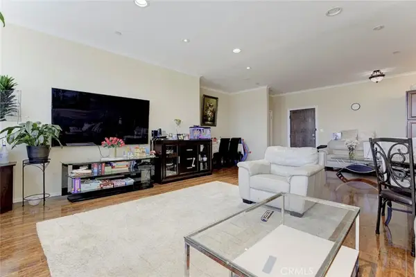 13941 Sherman Way Boulevard #401, Van Nuys, CA 91405