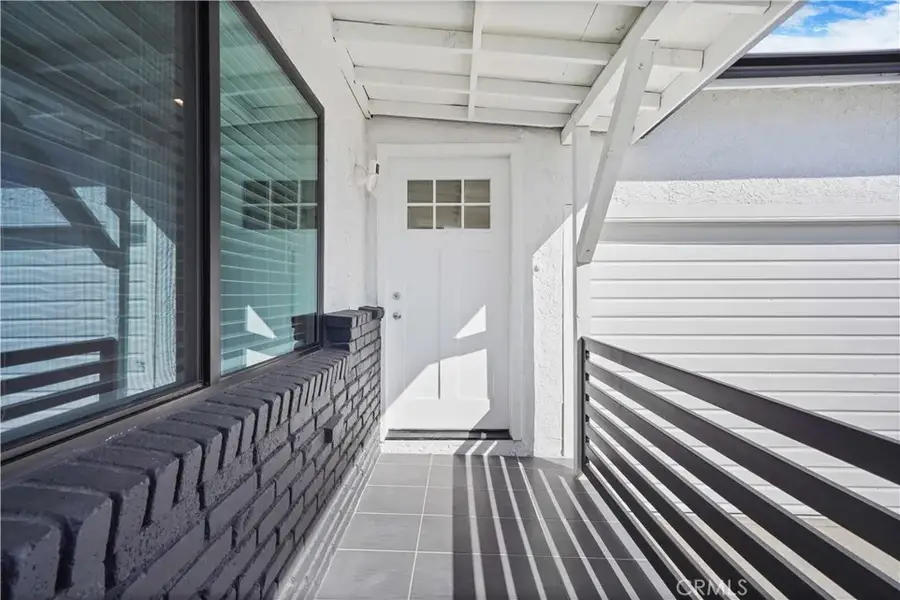 11031 Lull Street, Sun Valley, CA 91352 - #2