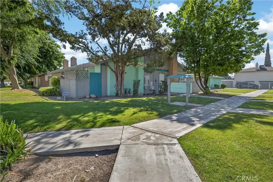 6912 N Half Moon, Bakersfield, CA 93309 - #2