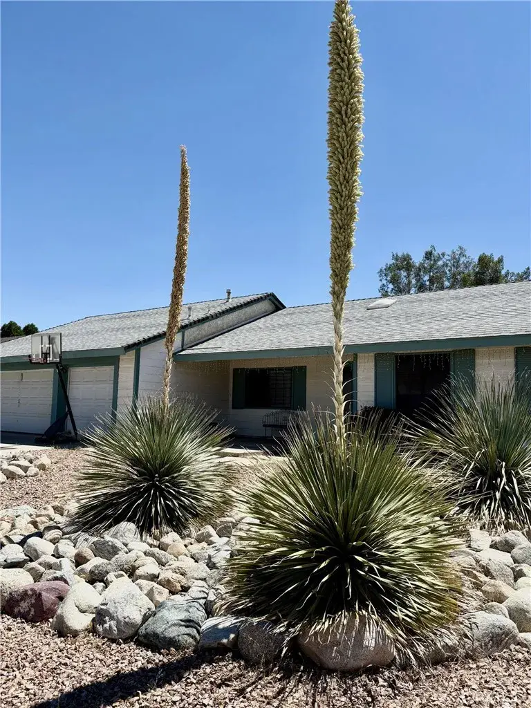 14195 Whispering Sands Drive, Victorville, CA 92392 - #2