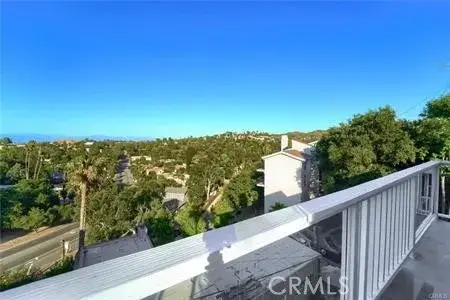 21651 Yucatan Avenue, Woodland Hills, CA 91364