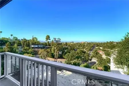 21651 Yucatan Avenue, Woodland Hills, CA 91364 - #3
