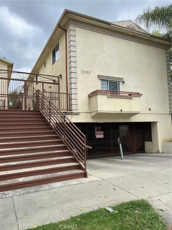 15053 Victory #3, Van Nuys, CA 91411