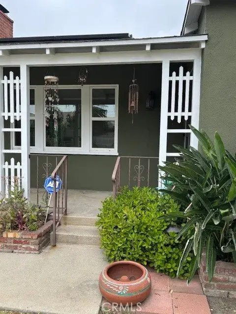 5620 Murietta Avenue, Van Nuys, CA 91401 - #3