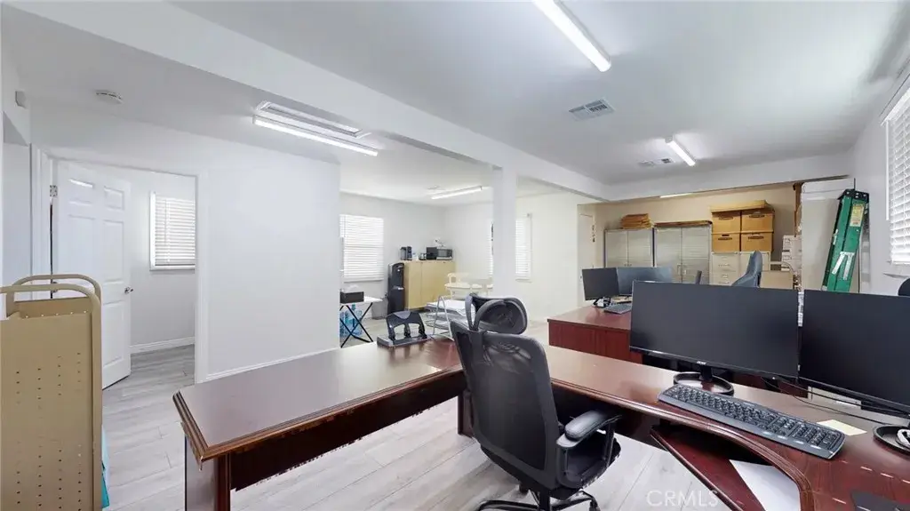 6851 Foothill, Tujunga, CA 91042 - #1