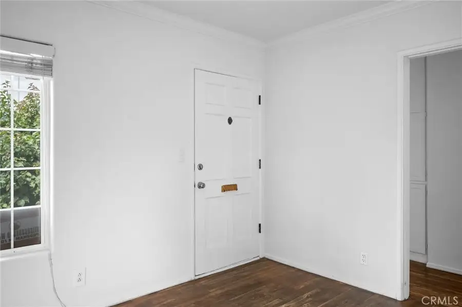 8036 Whitsett Avenue, North Hollywood, CA 91605 - #3
