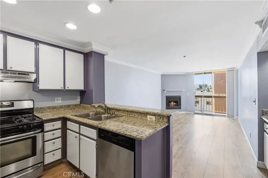 5143 Bakman Avenue #320, North Hollywood, CA 91601 - #2