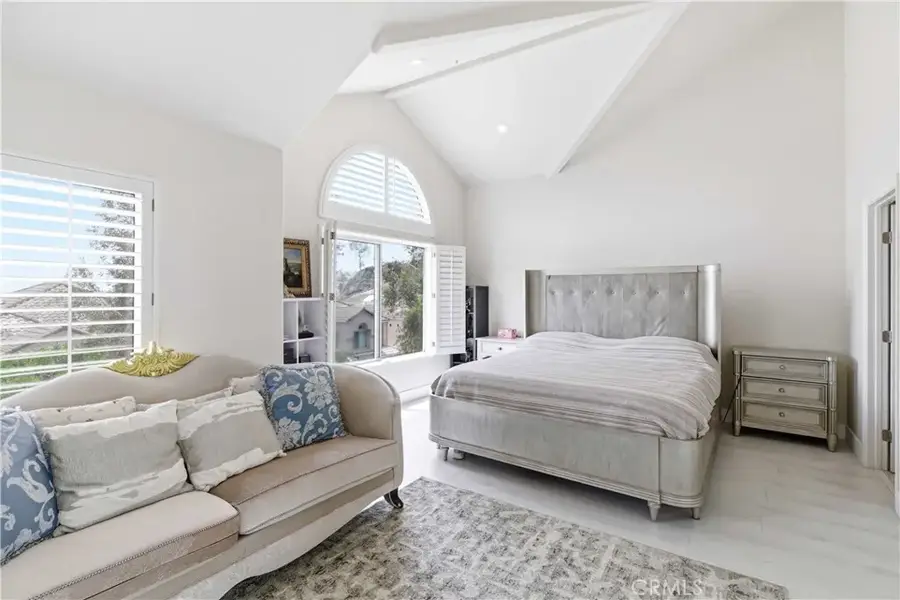 1896 Caminito De La Narcissa, Glendale, CA 91208 - #2