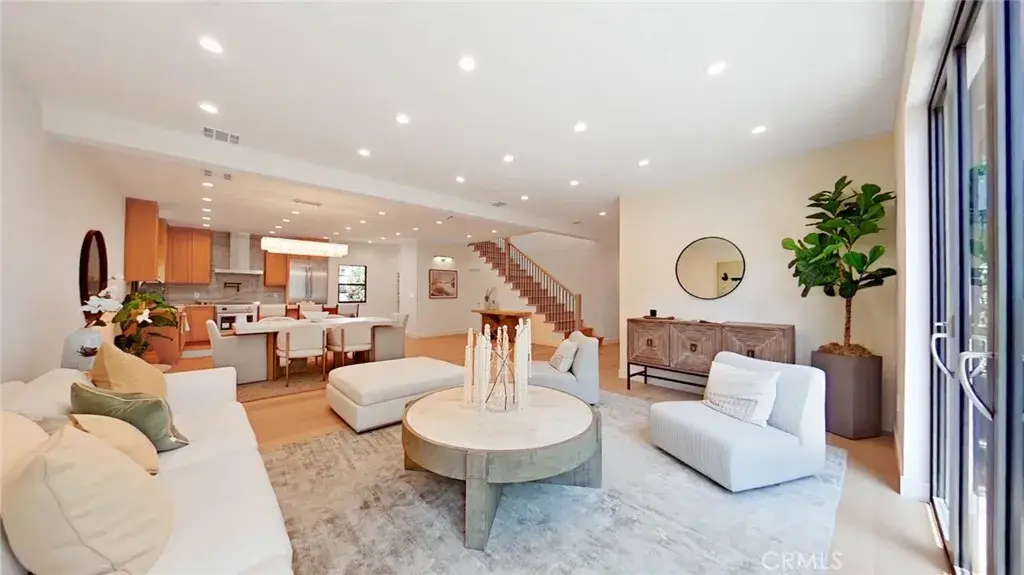 3651 Roselawn, Glendale, CA 91208 - #1