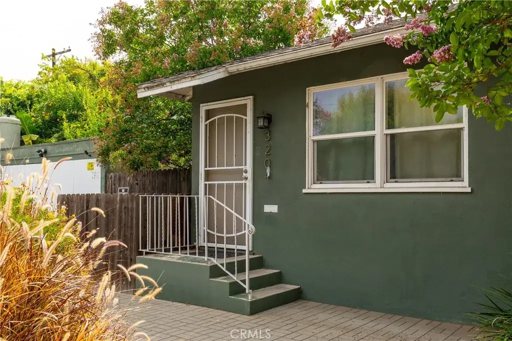 3202 Minneapolis, Los Angeles, CA 90039 - #1