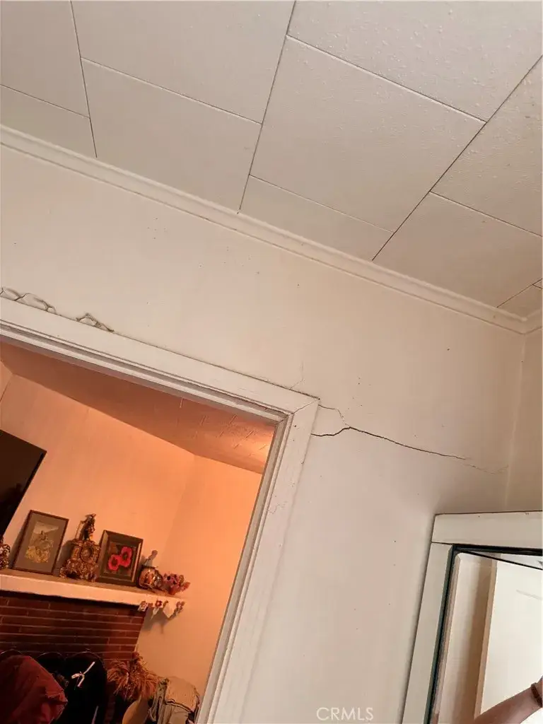 13627 Hart, Van Nuys, CA 91405 - #2