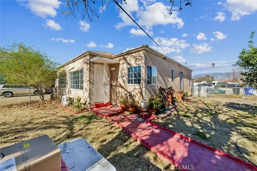 938 E 2nd Street, San Bernardino, CA 92408 - #2