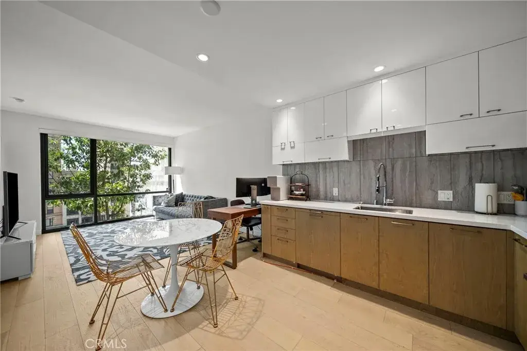 400 S Broadway #828, Los Angeles, CA 90013 - #1