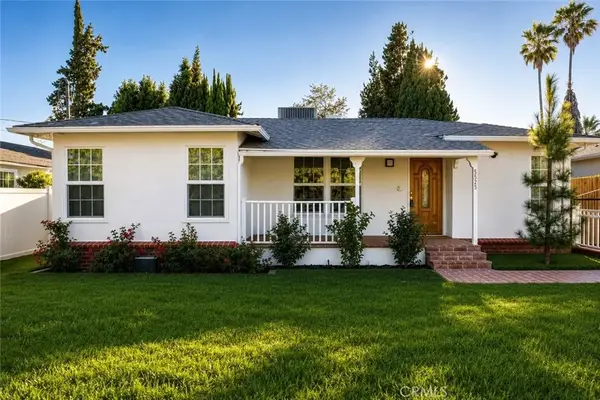 5525 Costello Avenue, Los Angeles, CA 91401