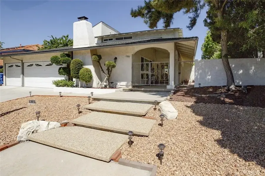11801 Thunderbird Avenue, Porter Ranch, CA 91326 - #3