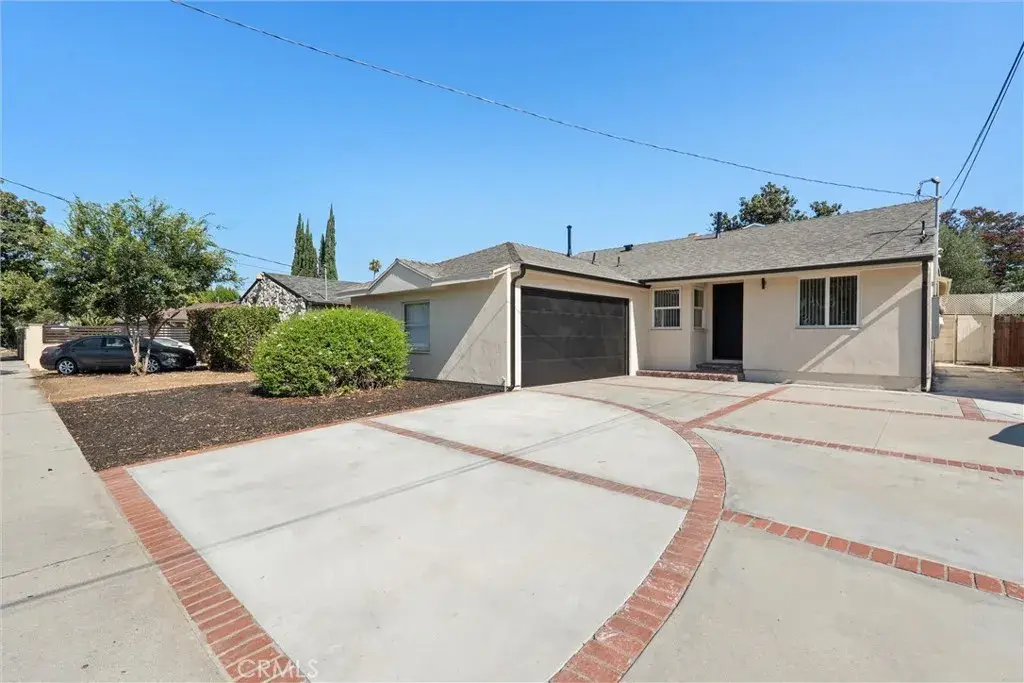 13739 Wyandotte, Van Nuys, CA 91405 - #1