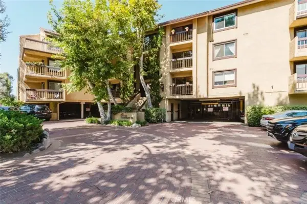 3481 Stancrest Drive #334, Glendale, CA 91208