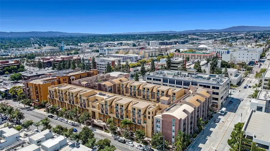 201 E Angeleno Avenue #326, Burbank, CA 91502 - #3