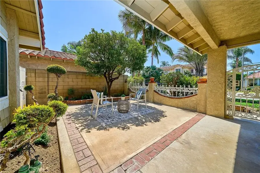 8431 Lexington, Downey, CA 90241 - #3