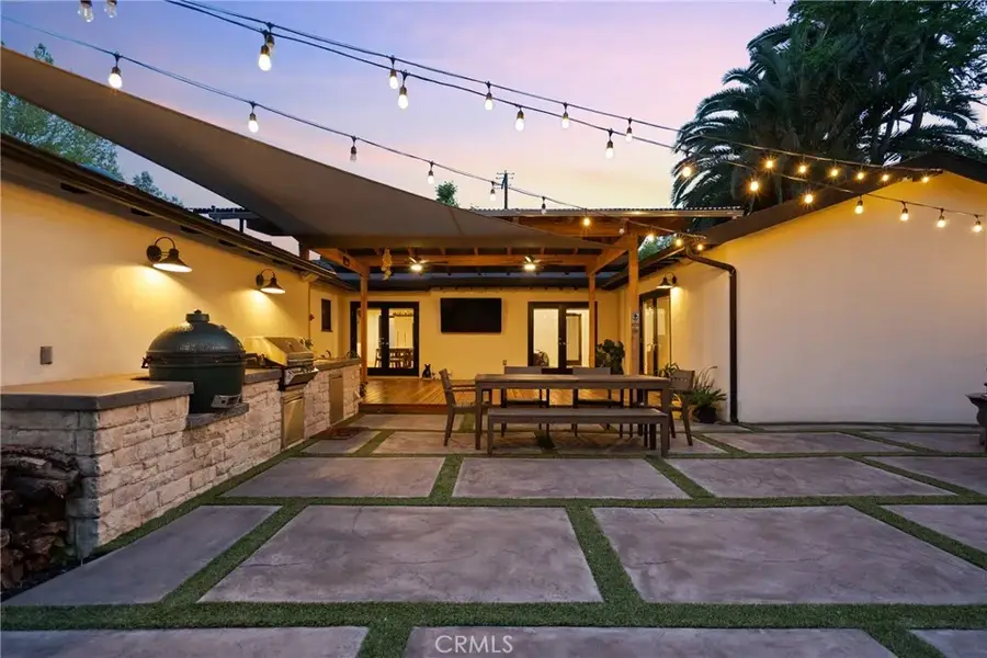 6013 Lubao Avenue, Woodland Hills, CA 91367 - #3