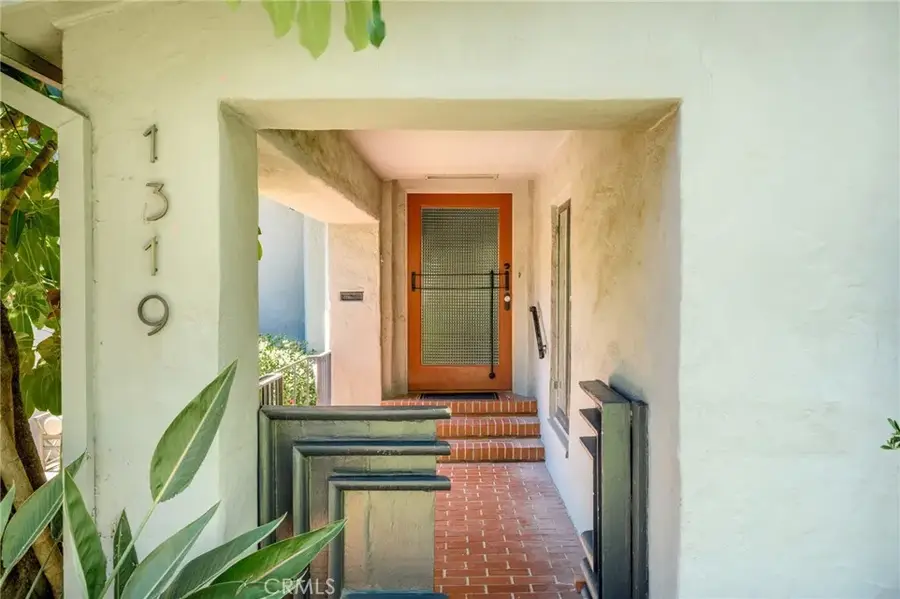 1319 Rossmoyne, Glendale, CA 91207 - #3