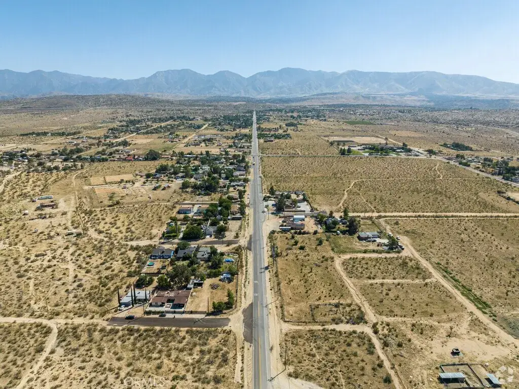 230 Vac/vic, Llano, CA 93544 - #1