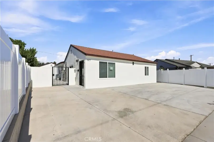11917 Burton Street, North Hollywood, CA 91605 - #2