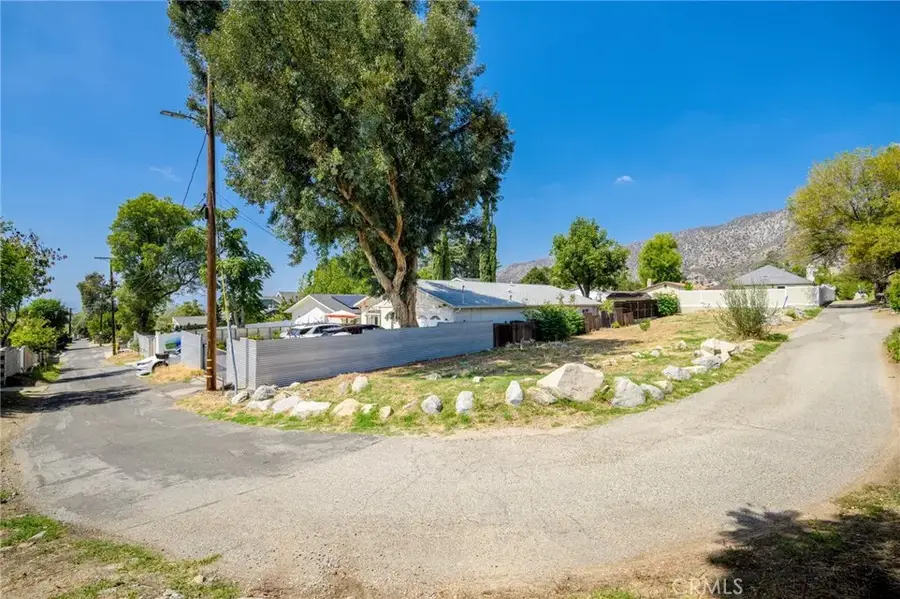 7701 W Forsythe, Tujunga, CA 91042 - #3