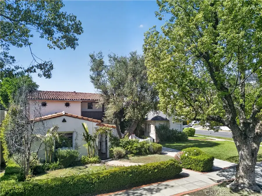 1163 Geneva Street, Glendale, CA 91207 - #2
