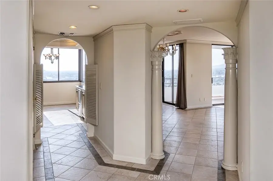 345 Pioneer Drive #1705, Glendale, CA 91203 - #3