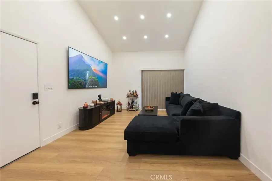 9714 Sepulveda #217, North Hills, CA 91343 - #2