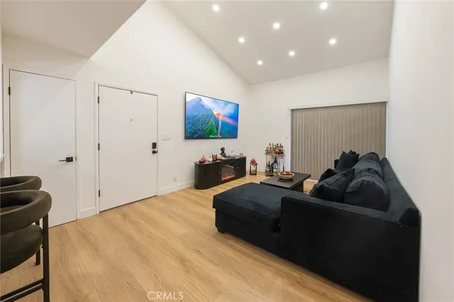 9714 Sepulveda #217, North Hills, CA 91343 - #3