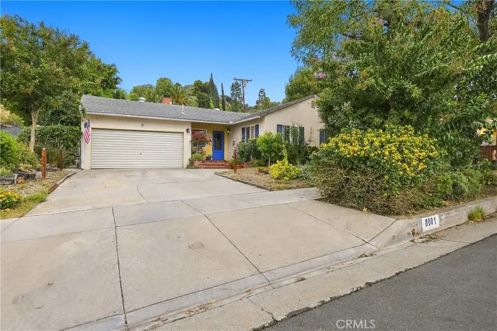 8001 Ellenbogen, Sunland, CA 91040 - #1