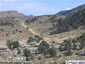 300 E Z12, Llano, CA 93544