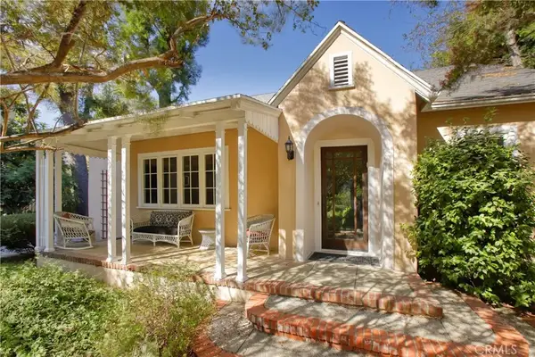 13721 Chandler Boulevard, Sherman Oaks, CA 91401