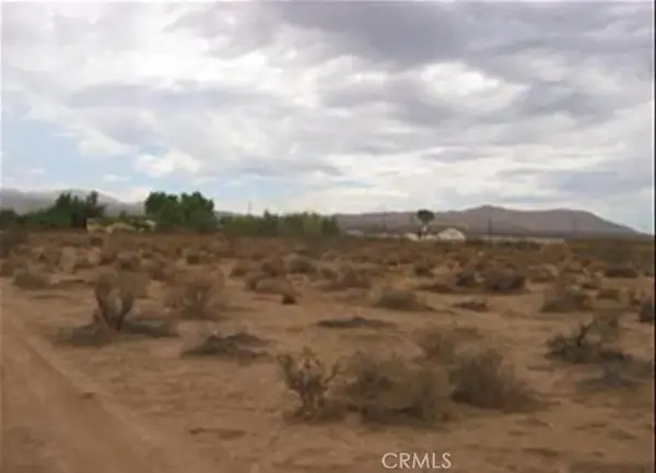 25982 Bellflower, Apple Valley, CA 92308