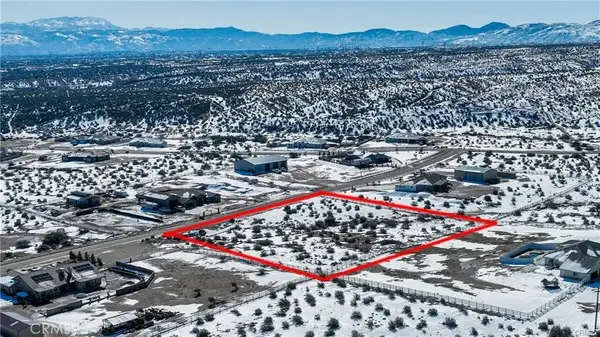7922 Merrick, Phelan, CA 92371