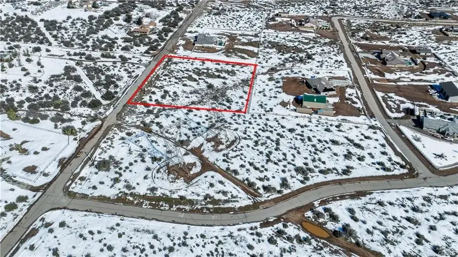 7877 Capelin, Phelan, CA 92371 - #3
