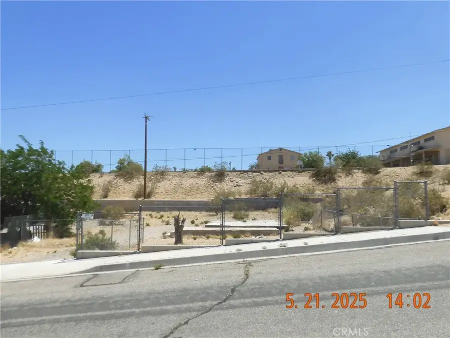 524 Pioneer, Barstow, CA 92311 - Image #2