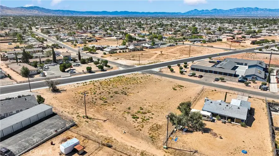 13581 Yakima, Apple Valley, CA 92307 - Image #3