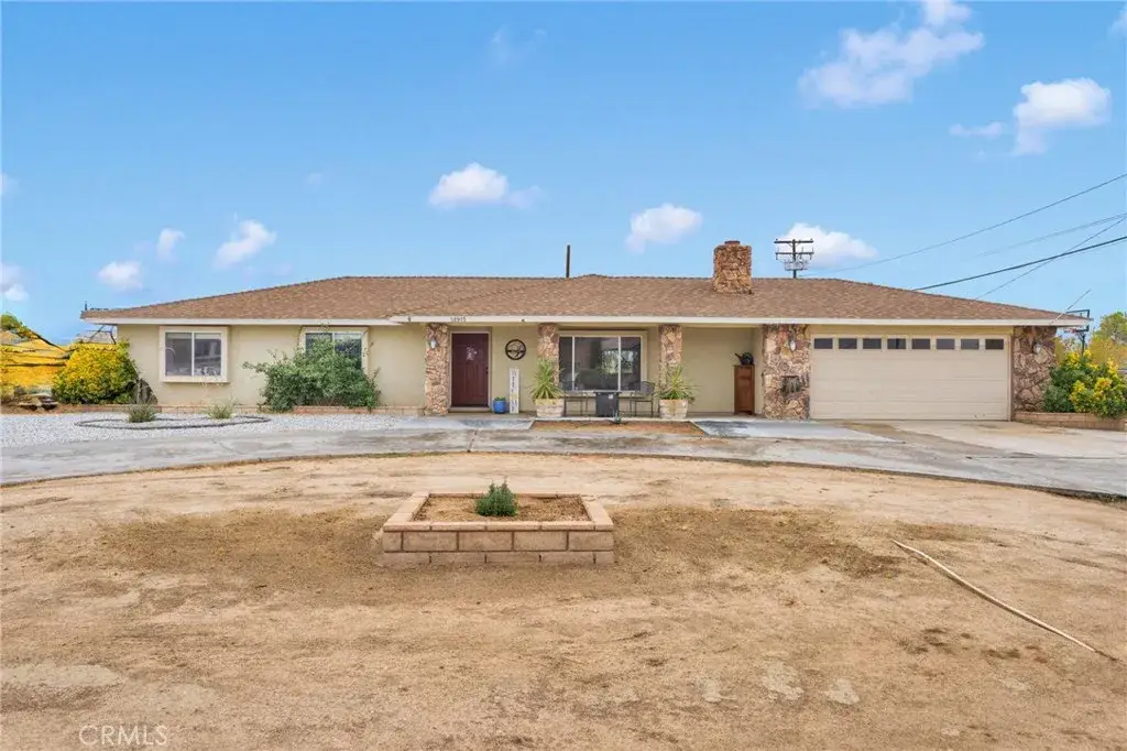 18915 Mendota Road, Apple Valley, CA 92307 - Image #1