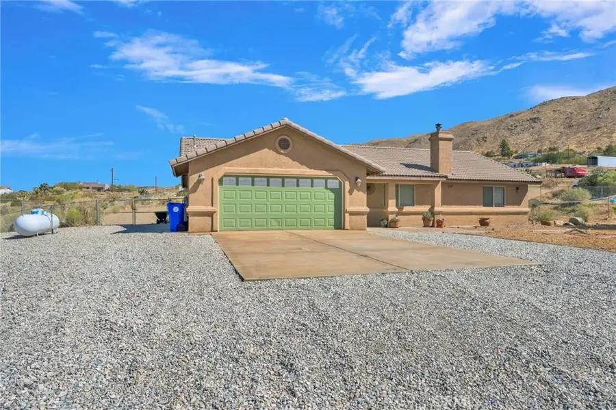 9191 Nambe Road, Apple Valley, CA 92308 - Image #3