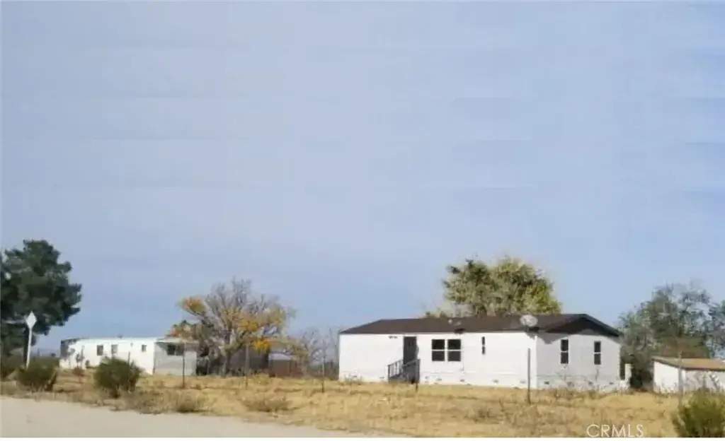 4734 Luna A & B, Phelan, CA 92371 - Image #1
