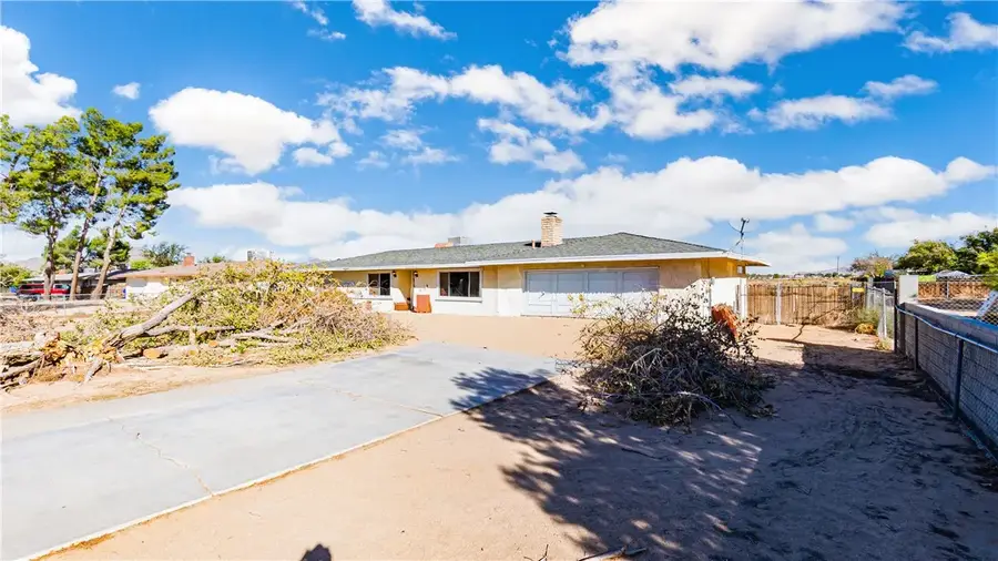 21792 Carlisle, Apple Valley, CA 92307 - #2