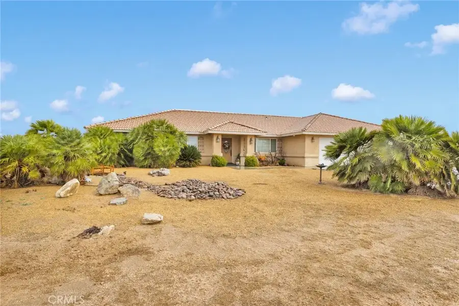 21724 Hercules, Apple Valley, CA 92308 - Image #2