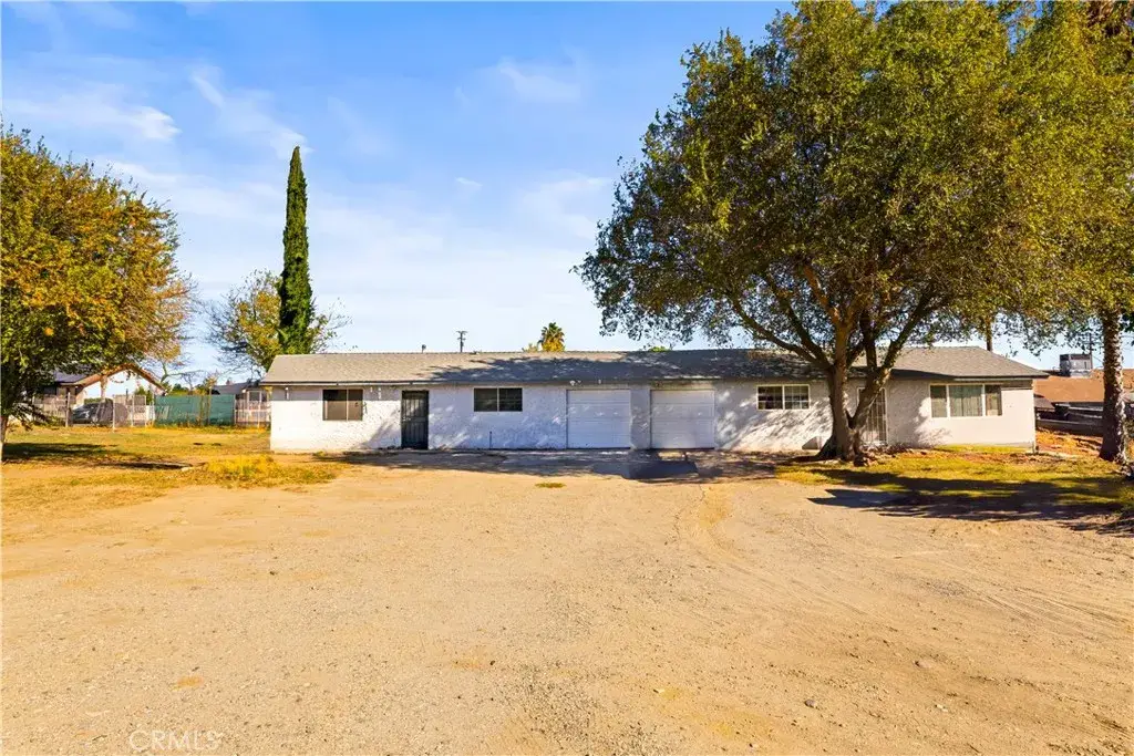18264 Pine, Fontana, CA 92335 - Image #1