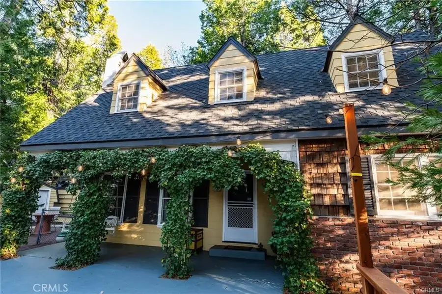 222 Holiday Drive, Lake Arrowhead, CA 92352 - Image #2